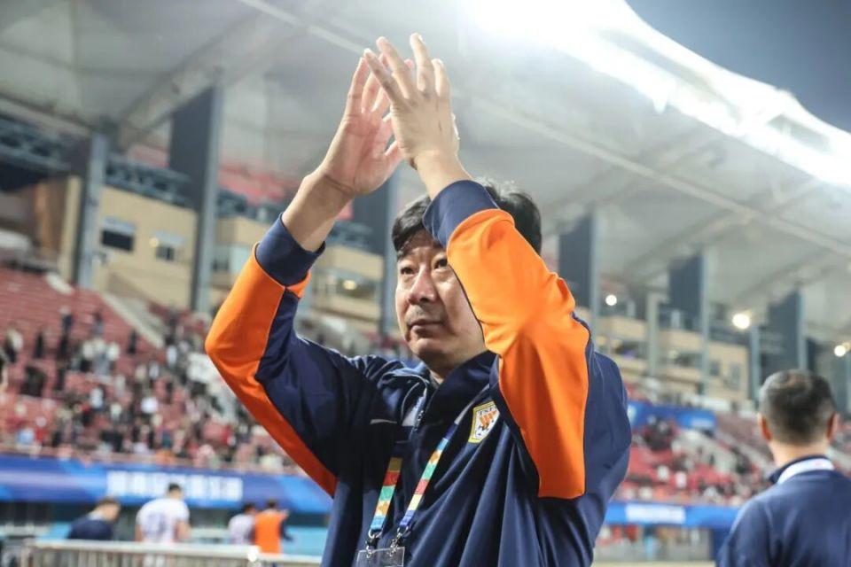 韦德亲历尼克斯29分逆转:整座纽约都在沸腾